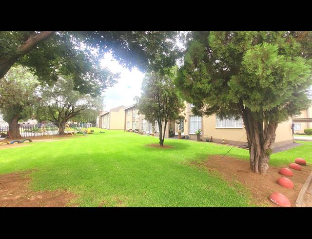 3 BEDROOM TOWNHOUSE SOLD IN VERWOERDPARK